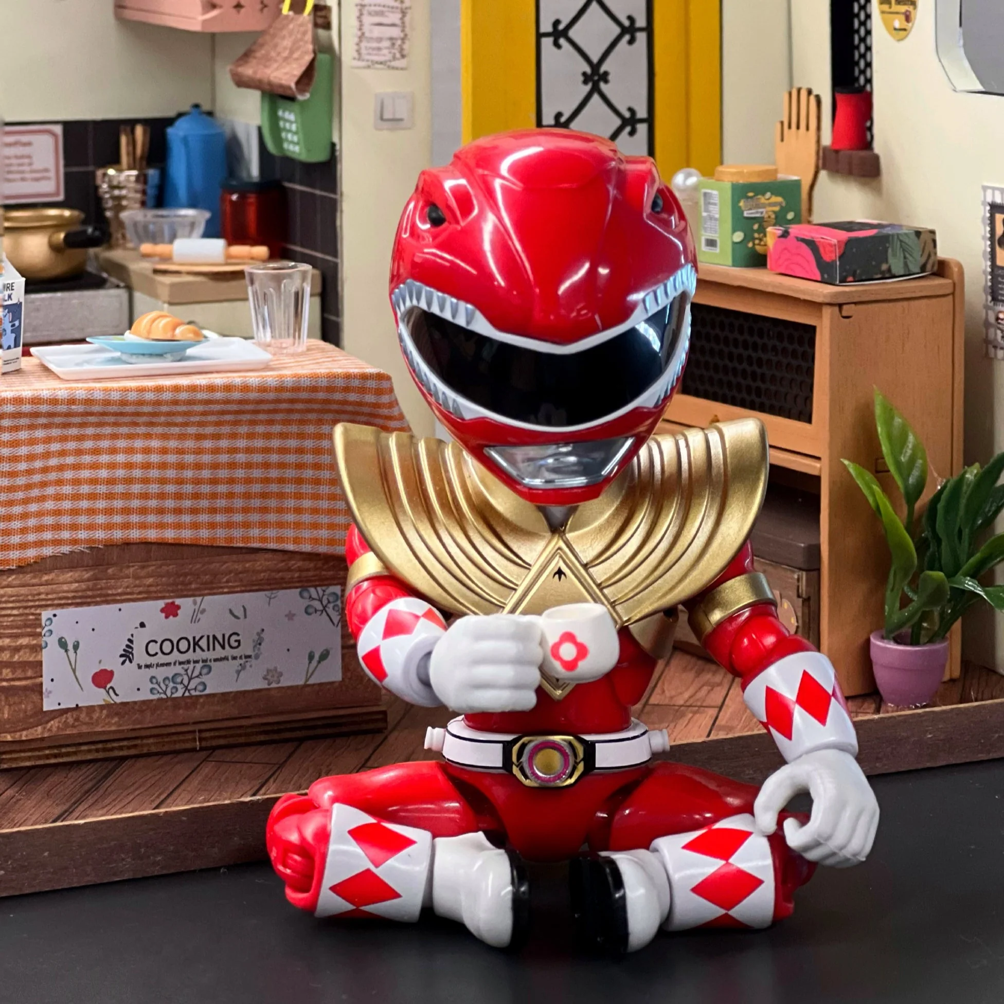Action Q Shielded Mighty Morphin Red Ranger - Image 4