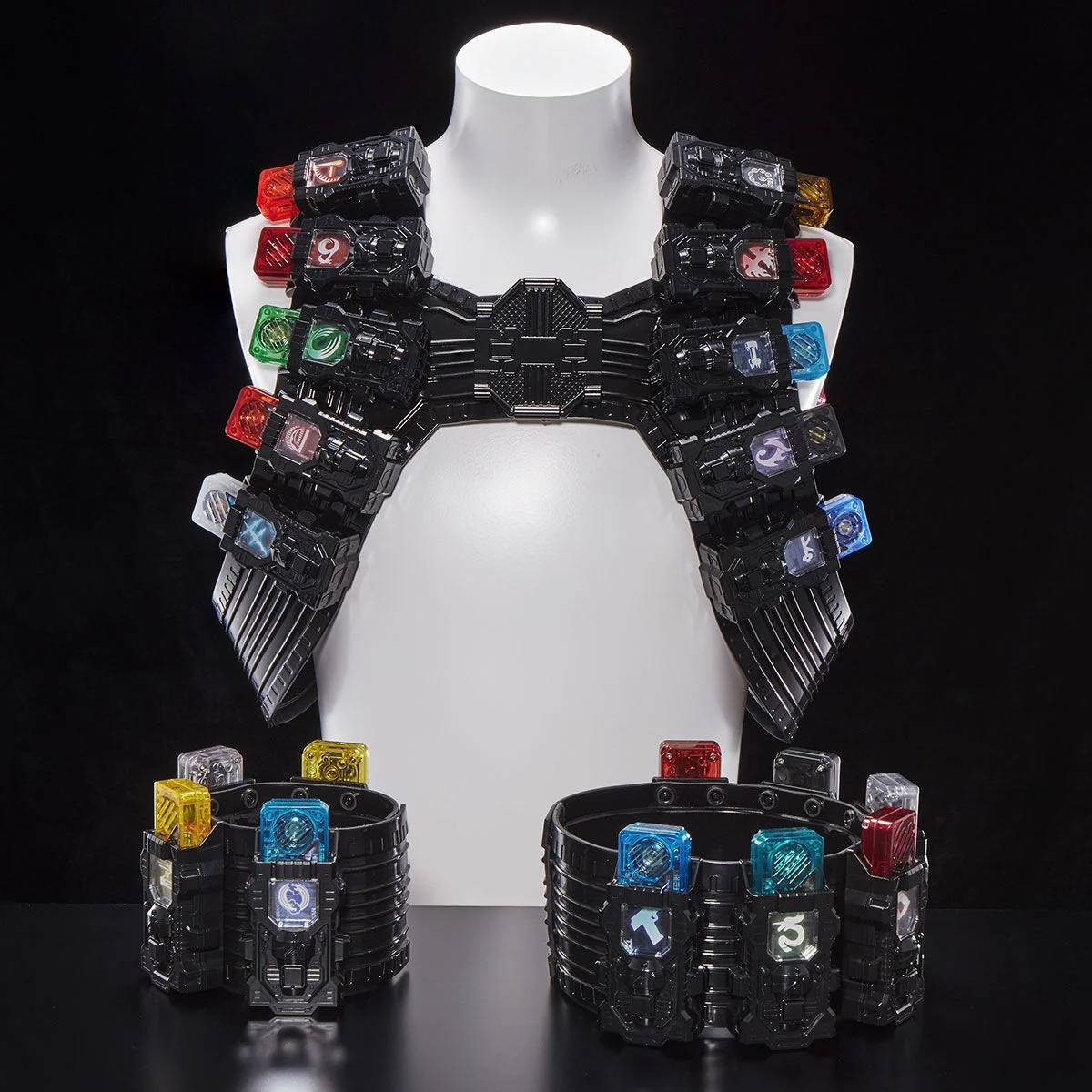 DX Kamen Rider Eternal Max Jacket - Image 3