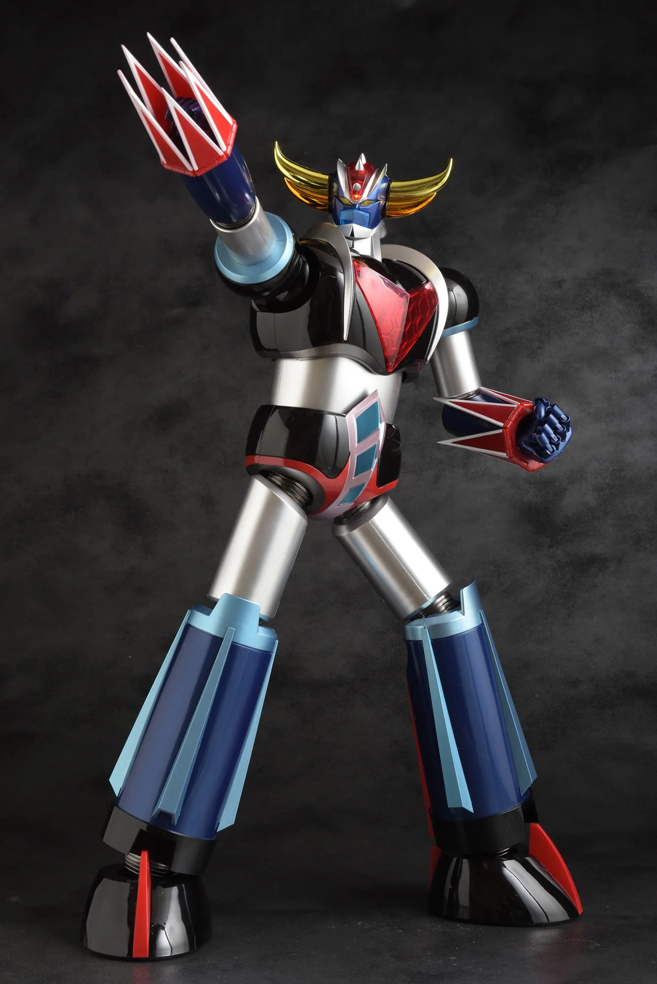 Grand Action Bigsize Model Grendizer Renewal Ver - Image 3