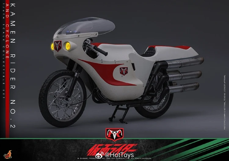 HotToys 1/6 Scale Kamen Rider Nigou & Cyclone - Image 11