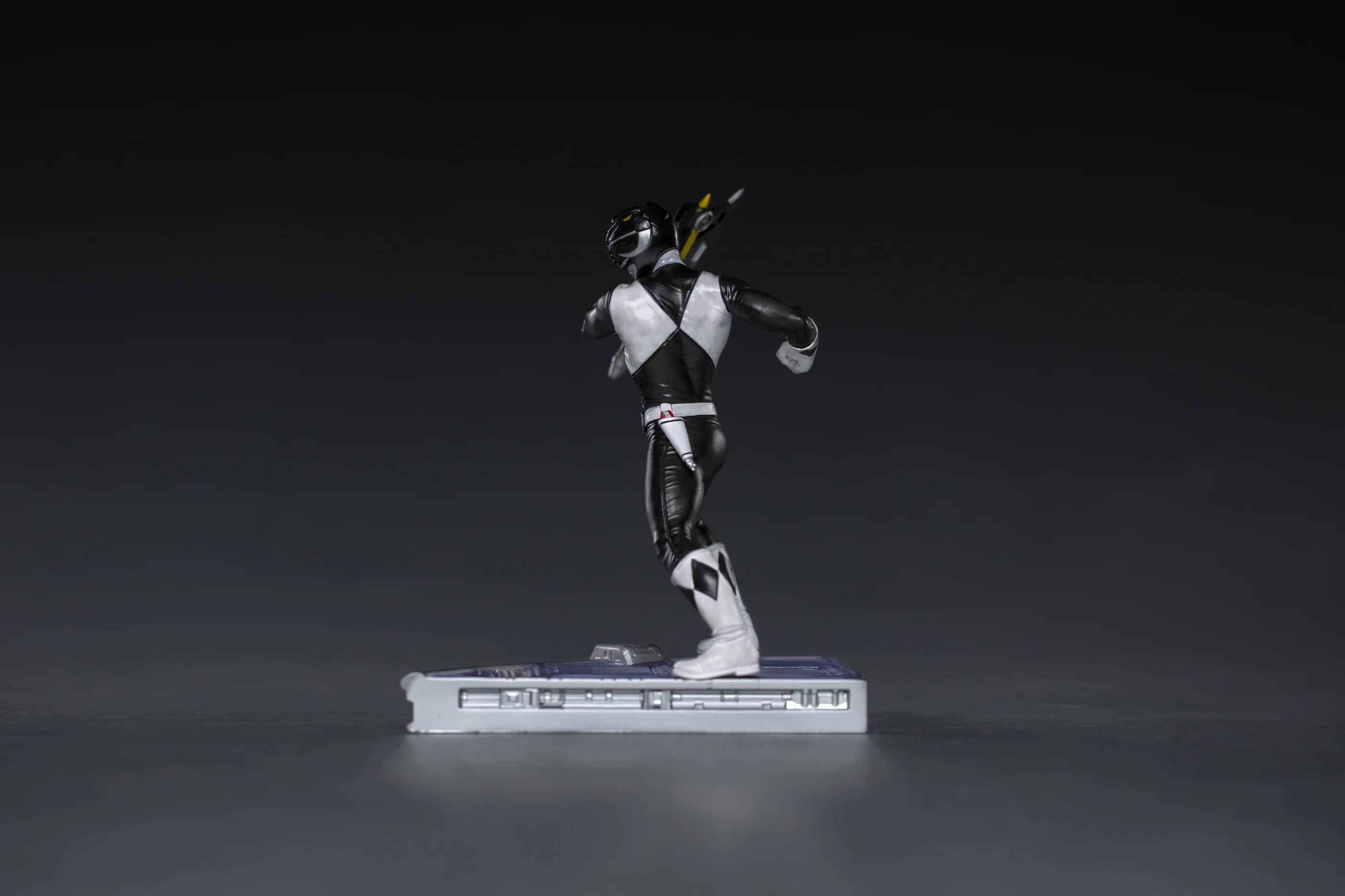 Power Rangers Black Ranger BDS Art 1/10 Scale Statue - Image 3