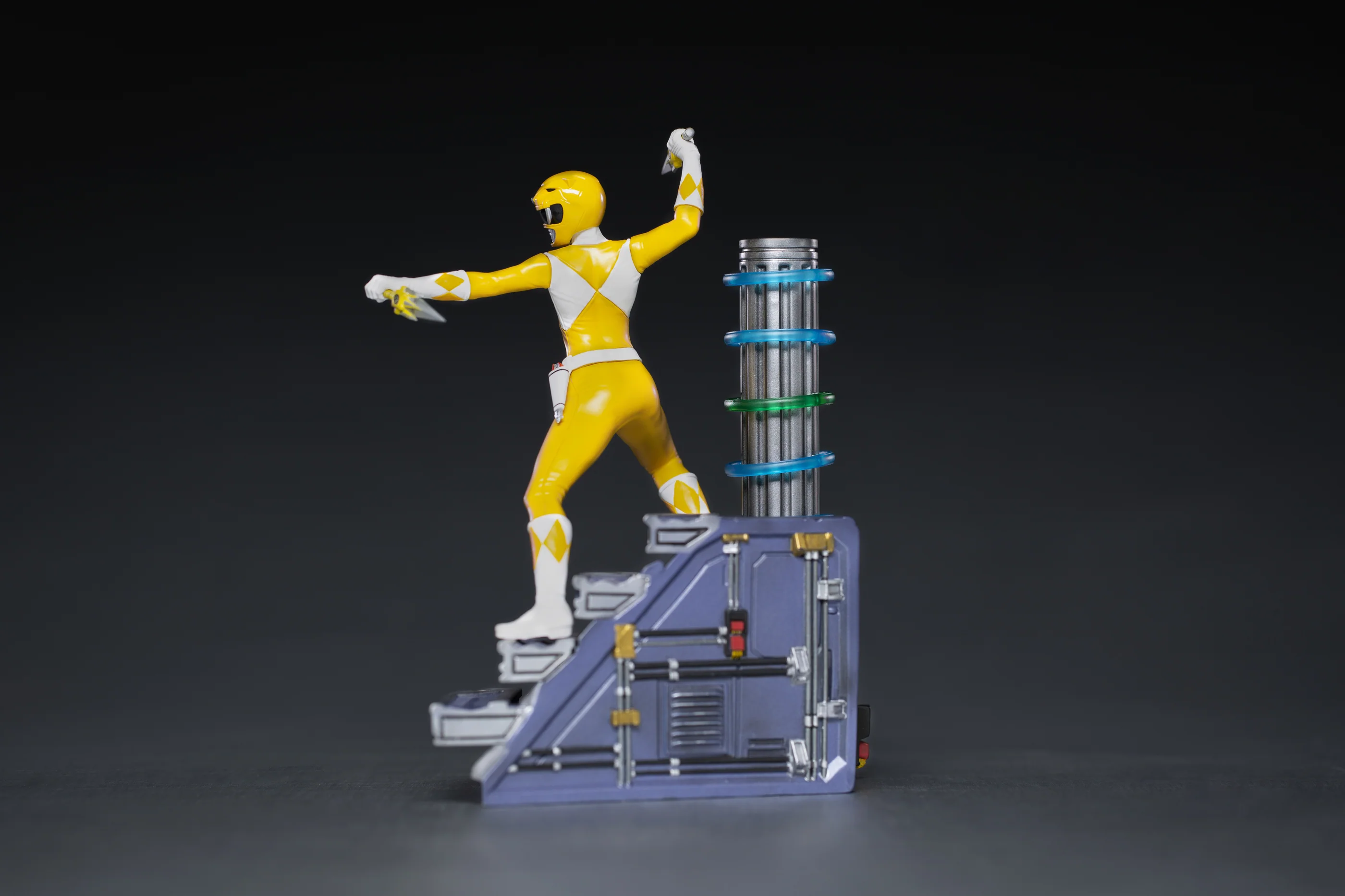 Power Rangers Yellow Ranger BDS Art 1/10 Scale Statue - Image 3
