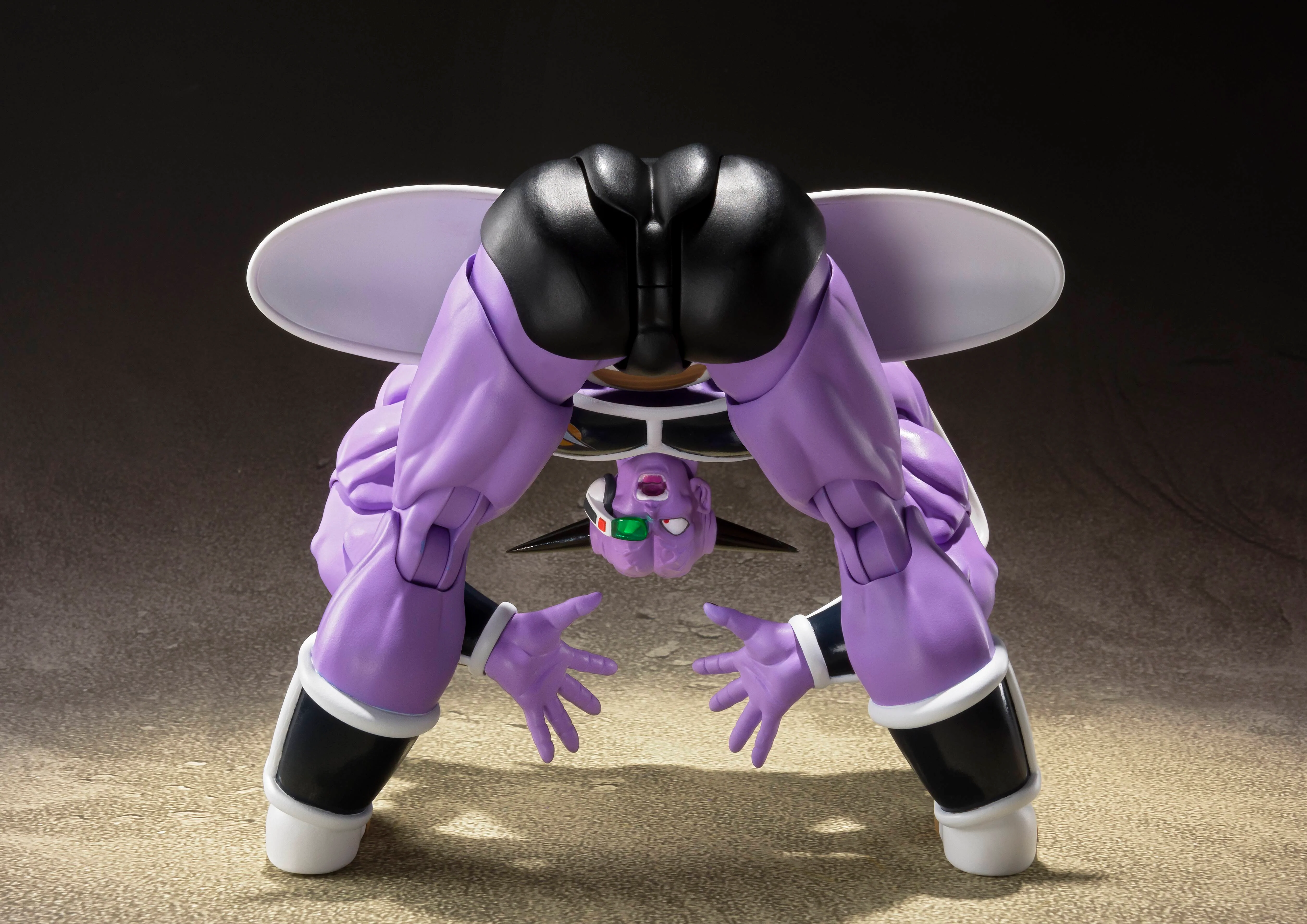 S.H. Figuarts Captain Ginyu - Image 3