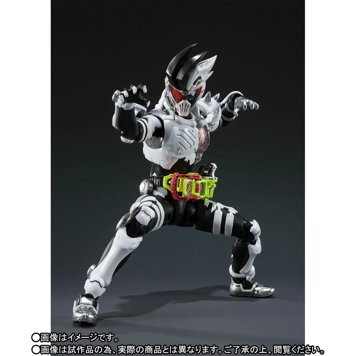 SH Figuarts Kamen Rider GENM Zombie Action Gamer Level X-0 - Image 3