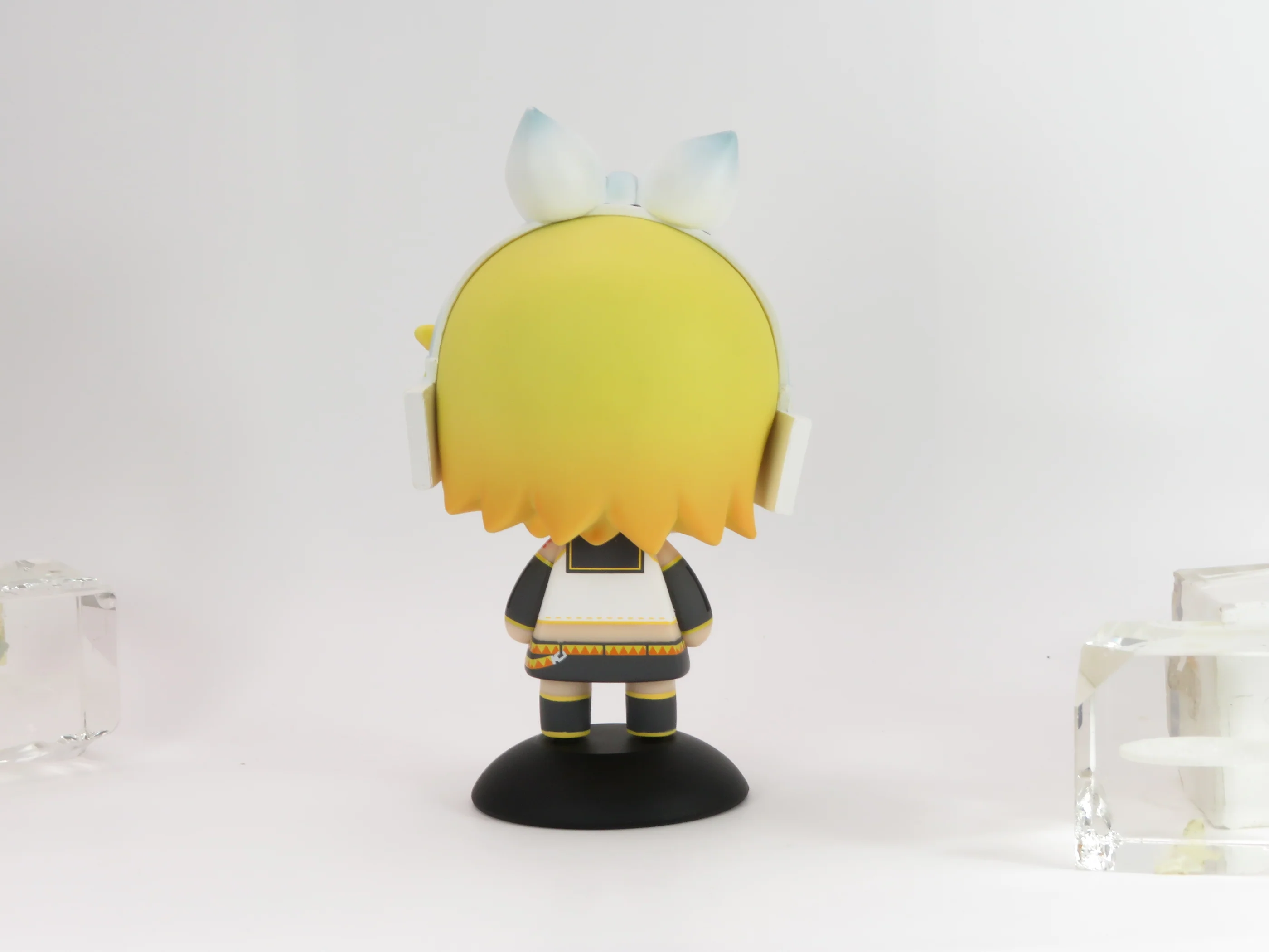 Rin Hatsune Miku YurayuraHead Figure - Image 3