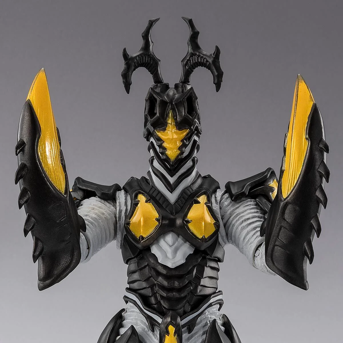 SH Figuarts Hyper Zetton (Imago)