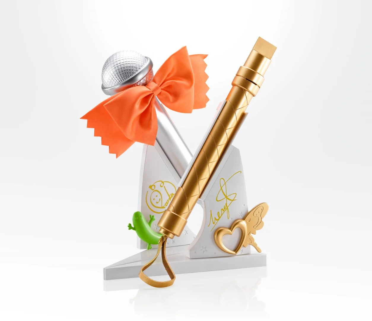 Sheryl Nome's Microphone Macross Frontier Proplica - Image 6